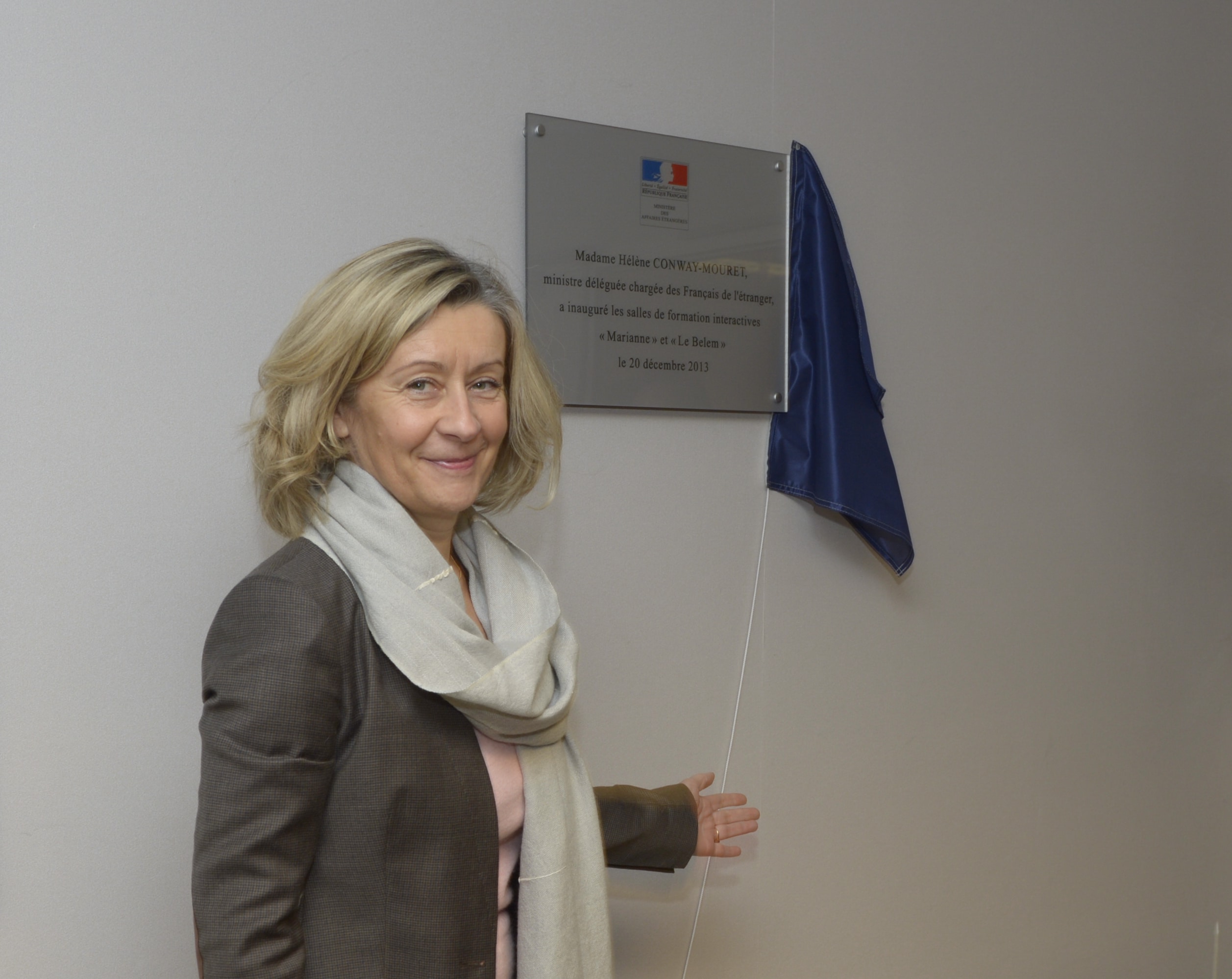 Nantes: inauguration des salles interactives du consulat-école