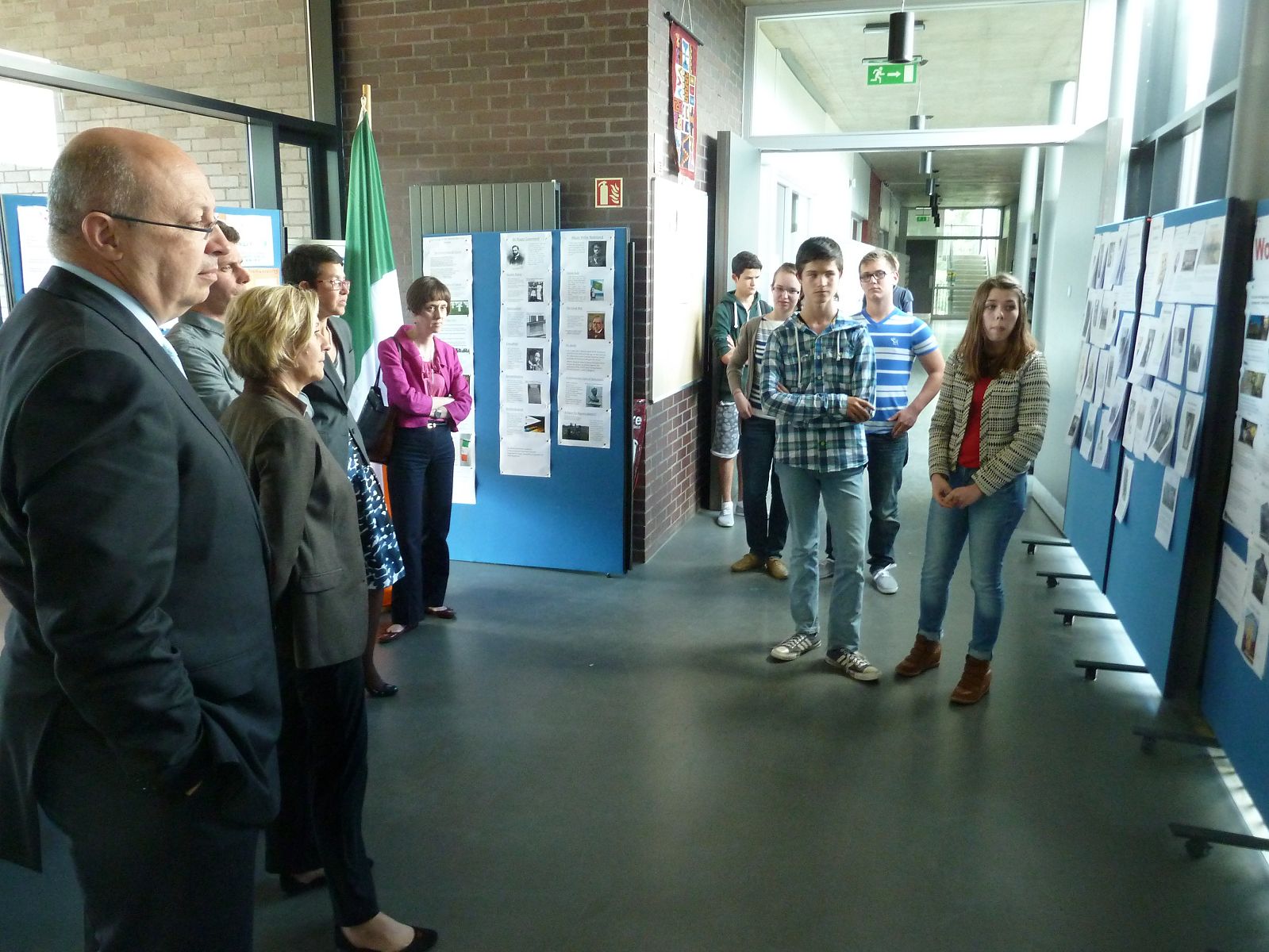 Visite au lycée français de Dublin (21 mai 2014)