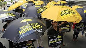 Hong Kong : soutenons les « parapluies » !