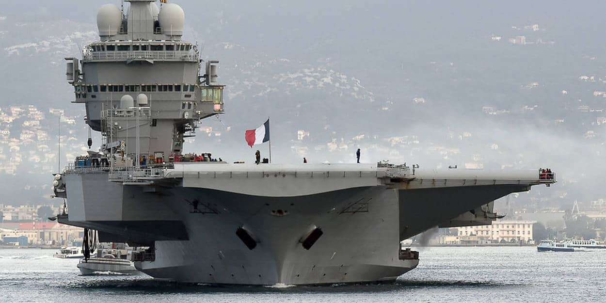 Ma rencontre avec nos personnels militaires sur le porte-avions Charles de Gaulle