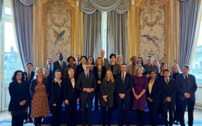 Présentation de la stratégie française pour la diplomatie féministe devant les ambassadrices et les ambassadeurs étrangers en poste à Paris