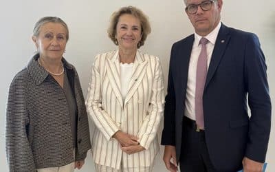 La Poste à l’étranger : mieux accompagner les Français de l’étranger